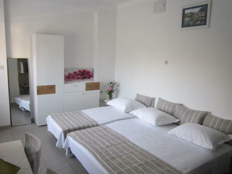 Studio Apartman Toni Apartment สปลิท ภายนอก รูปภาพ